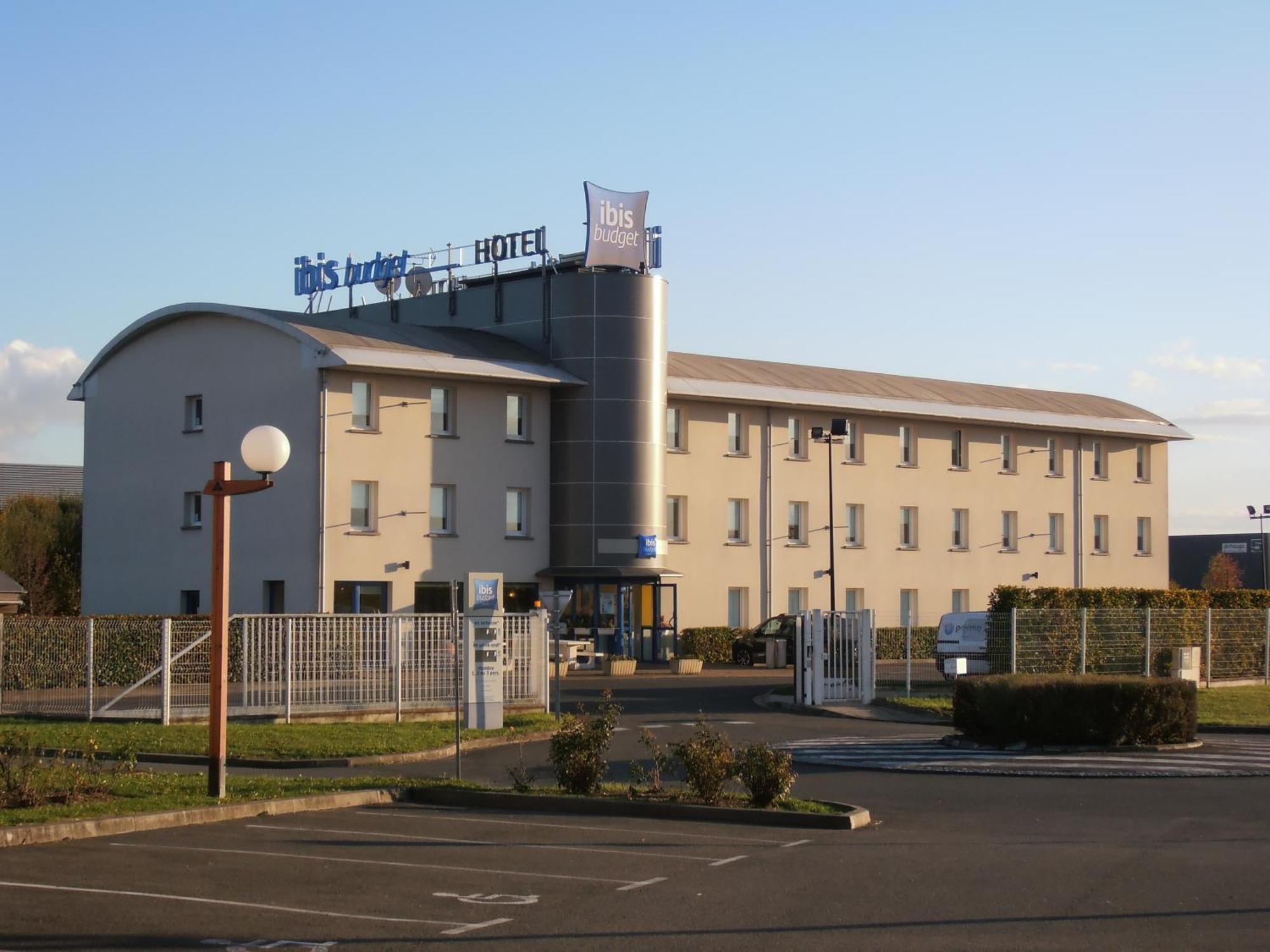 Ibis Budget Meung Sur Loire Exterior foto