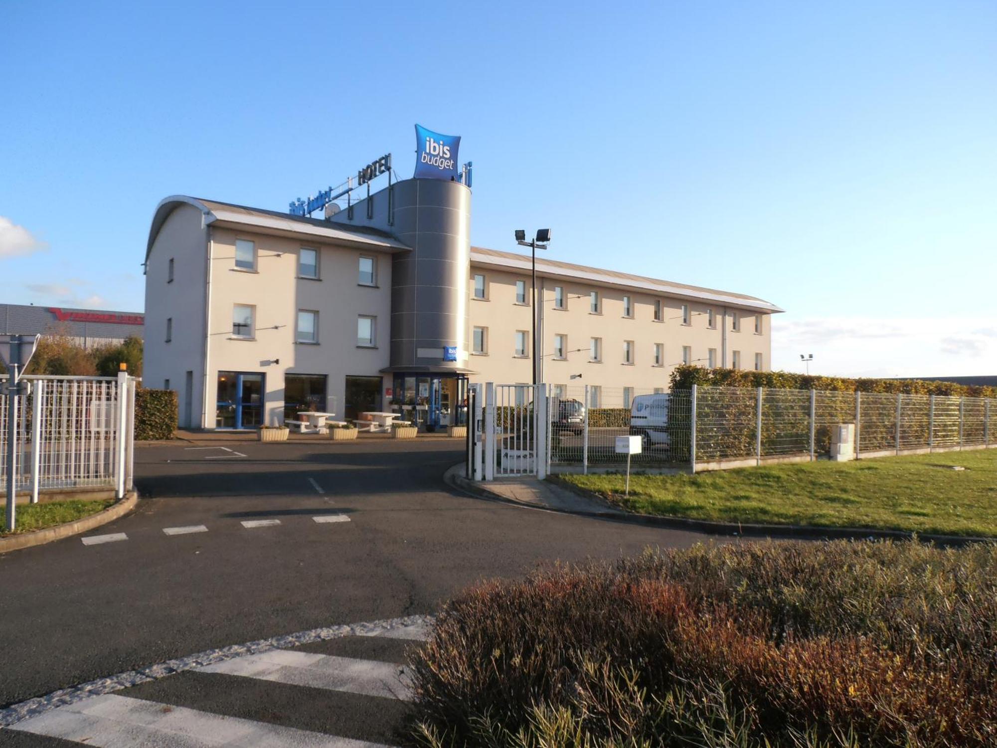 Ibis Budget Meung Sur Loire Exterior foto