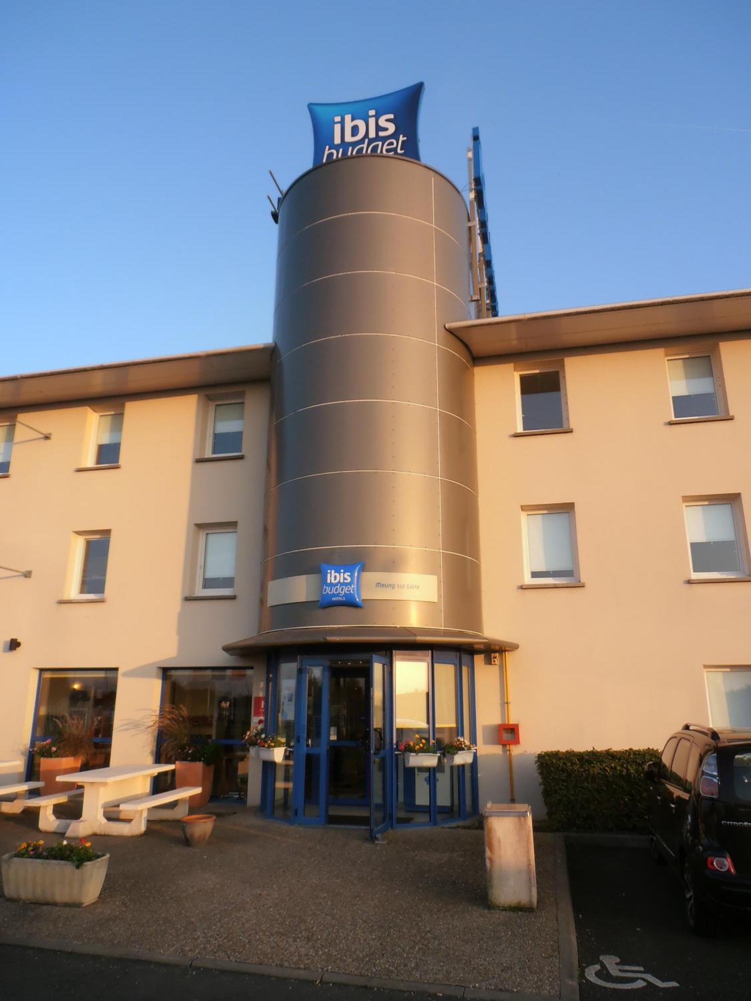 Ibis Budget Meung Sur Loire Exterior foto